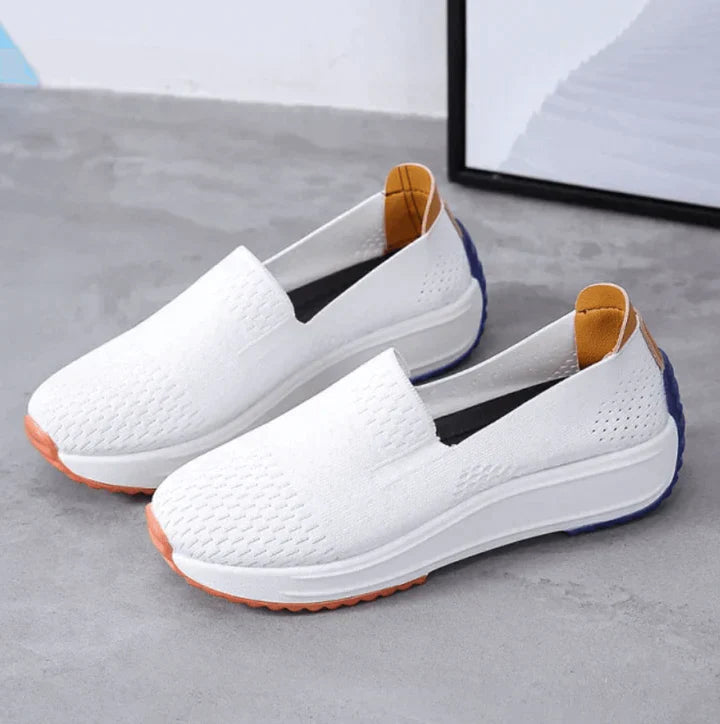 wide-loafers-7_720x_5b2fe216-ac3e-4242-9976-0eba7094b597.webp